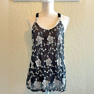 🌟 Maurices Lace Overlay Tank Top
